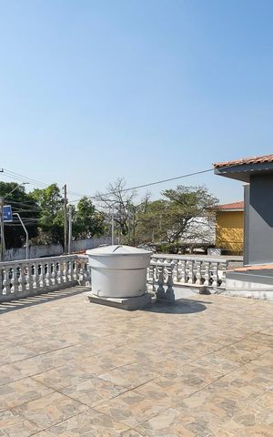 Casa à venda com 259m², 2 quartos e 3 vagasQuintal
