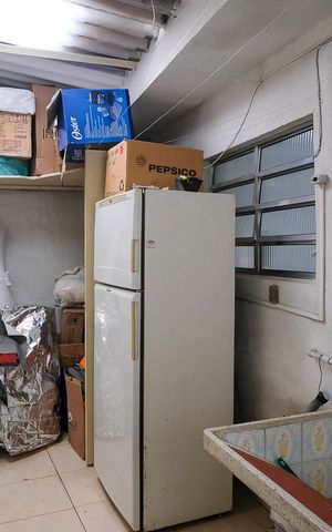 Casa à venda com 259m², 2 quartos e 3 vagasÁrea de serviço