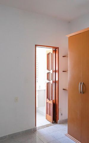 Casa à venda com 259m², 2 quartos e 3 vagasSuíte