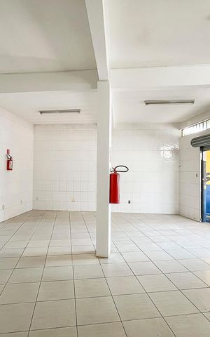 Casa à venda com 259m², 2 quartos e 3 vagasGaragem