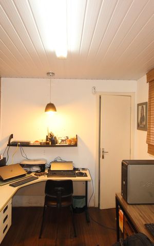 Casa à venda com 268m², 4 quartos e 4 vagasEscritório