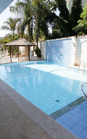 Apartamento à venda com 184m², 2 quartos e 2 vagasÁrea comum - Piscina