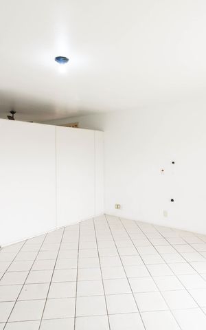 Casa à venda com 315m², 5 quartos e 4 vagas Casa à venda com 315m², 5 quartos e 4 vagasSuíte 2
