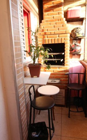 Casa à venda com 45m², 2 quartos e sem vagaSala