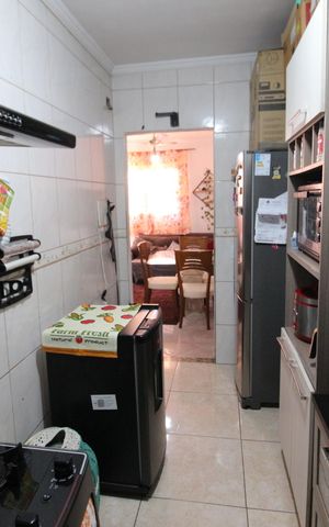 Casa à venda com 45m², 2 quartos e sem vagaCozinha e Área de Serviço