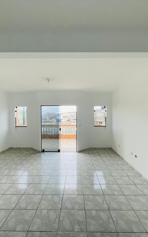 Casa à venda com 172m², 4 quartos e 2 vagas Casa à venda com 172m², 4 quartos e 2 vagasSala