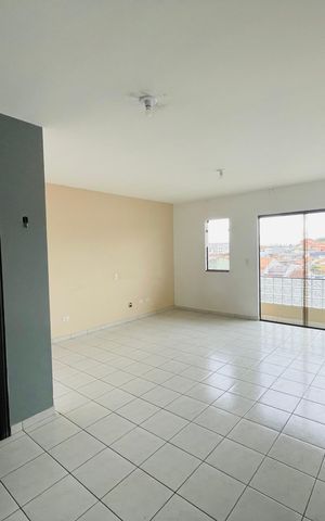 Casa à venda com 172m², 4 quartos e 2 vagas Casa à venda com 172m², 4 quartos e 2 vagasSuíte