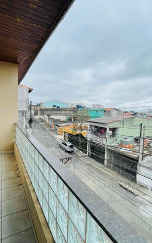 Casa à venda com 172m², 4 quartos e 2 vagas Casa à venda com 172m², 4 quartos e 2 vagasSacada do Suíte