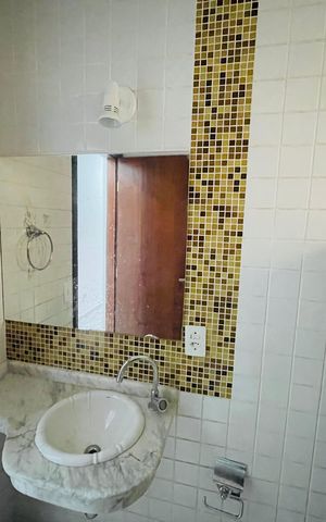 Casa à venda com 172m², 4 quartos e 2 vagas Casa à venda com 172m², 4 quartos e 2 vagasLavabo