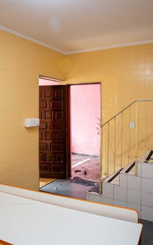 Casa à venda com 147m², 5 quartos e 3 vagasSala