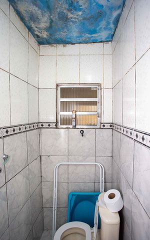 Casa à venda com 147m², 5 quartos e 3 vagasBanheiro