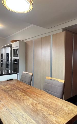 Apartamento à venda com 237m², 4 quartos e 5 vagasCopa