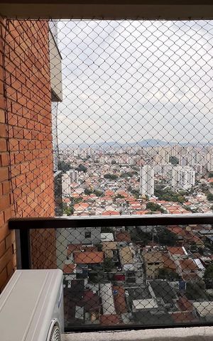 Apartamento à venda com 237m², 4 quartos e 5 vagasSacada da suite 4
