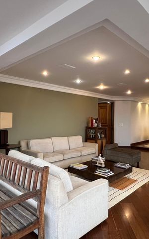 Apartamento à venda com 237m², 4 quartos e 5 vagasSala