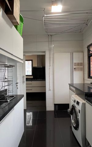Apartamento à venda com 237m², 4 quartos e 5 vagasÁrea de Serviço