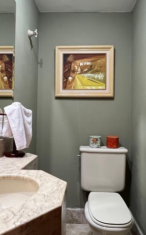 Apartamento à venda com 237m², 4 quartos e 5 vagasLavabo