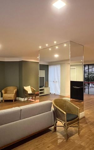 Apartamento à venda com 237m², 4 quartos e 5 vagasÁrea comum - Salão de festas