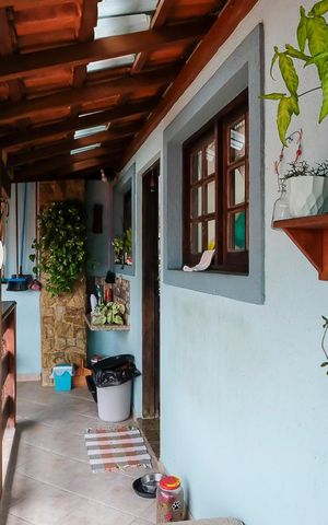 Casa à venda com 304m², 3 quartos e 4 vagasVaranda