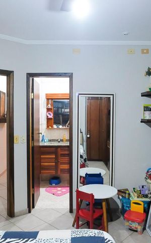 Casa à venda com 304m², 3 quartos e 4 vagasSuíte 3