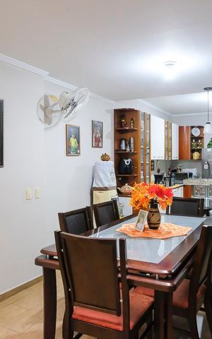 Casa à venda com 304m², 3 quartos e 4 vagasCopa
