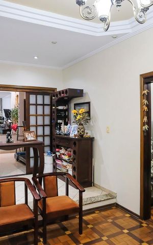 Casa à venda com 304m², 3 quartos e 4 vagasSala de TV