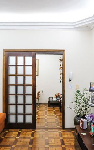 Casa à venda com 304m², 3 quartos e 4 vagasSala de TV