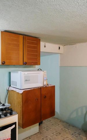 Casa à venda com 304m², 3 quartos e 4 vagasEdícula