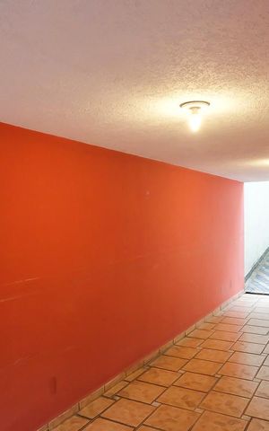 Casa à venda com 304m², 3 quartos e 4 vagasQuintal e garagem