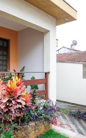 Casa à venda com 304m², 3 quartos e 4 vagasVaranda