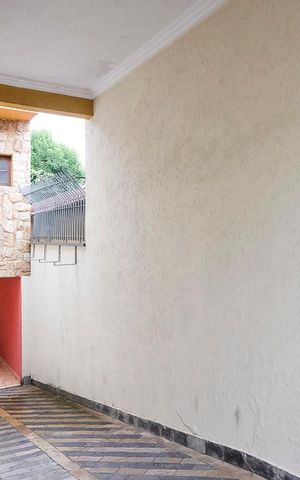Casa à venda com 304m², 3 quartos e 4 vagasQuintal e garagem