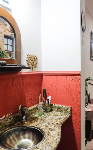 Casa à venda com 304m², 3 quartos e 4 vagasLavabo