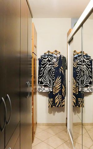 Casa à venda com 304m², 3 quartos e 4 vagasCloset da suíte 1