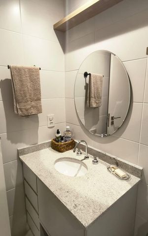 Apartamento à venda com 105m², 2 quartos e 2 vagasBanheiro da Suíte 2