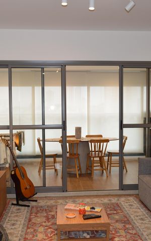 Apartamento à venda com 105m², 2 quartos e 2 vagasSala