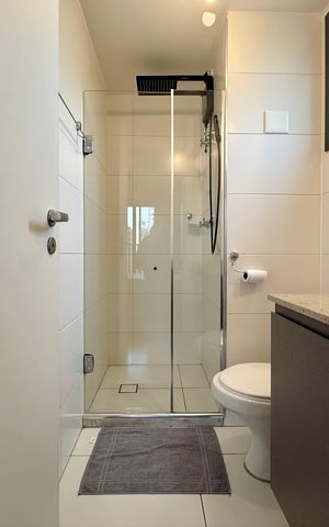 Studio à venda com 25m², 0 quarto e sem vaga Studio à venda com 25m², 0 quarto e sem vagaBanheiro