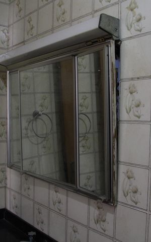 Casa à venda com 252m², 3 quartos e 3 vagasBanheiro Social