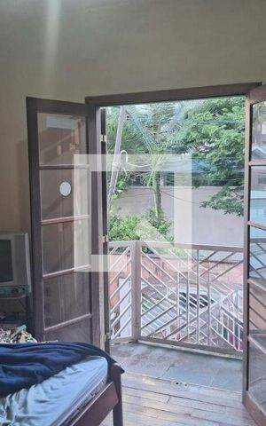 Casa à venda com 240m², 3 quartos e 6 vagas