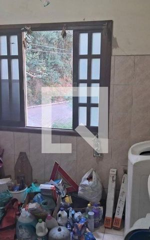 Casa à venda com 240m², 3 quartos e 6 vagas