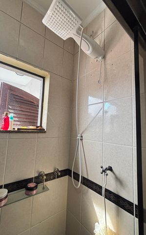 Casa à venda com 250m², 3 quartos e 6 vagas Casa à venda com 250m², 3 quartos e 6 vagasBanheiro