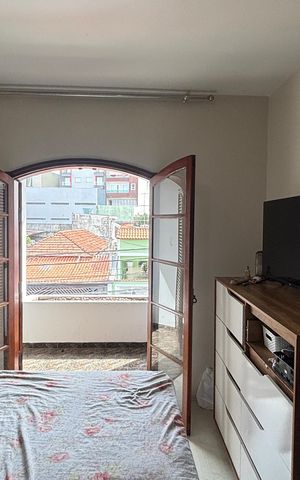 Casa à venda com 250m², 3 quartos e 6 vagas Casa à venda com 250m², 3 quartos e 6 vagasSuite