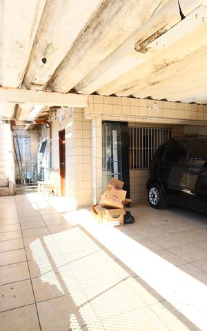 Casa à venda com 400m², 4 quartos e 2 vagasGaragem