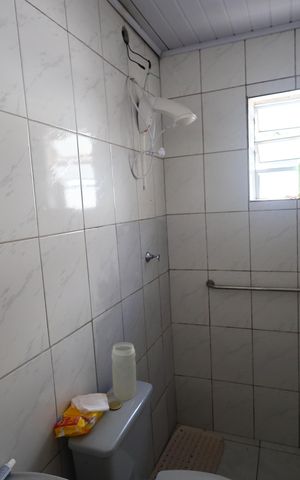 Casa à venda com 400m², 4 quartos e 2 vagasCasa 2 - Banheiro social