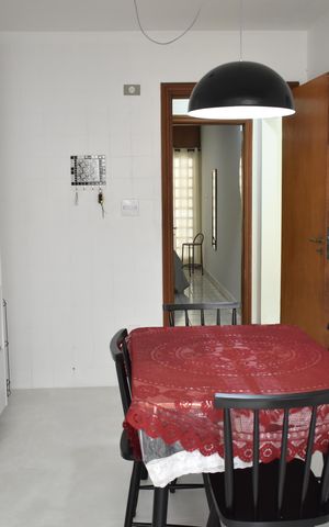 Casa à venda com 180m², 4 quartos e 2 vagasCozinha