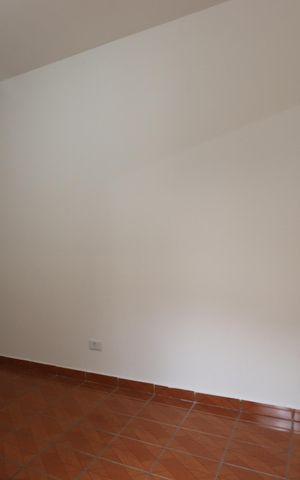 Casa para alugar com 55m², 1 quarto e 1 vagaQuarto