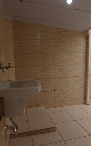 Casa para alugar com 55m², 1 quarto e 1 vagaÁrea de Serviço