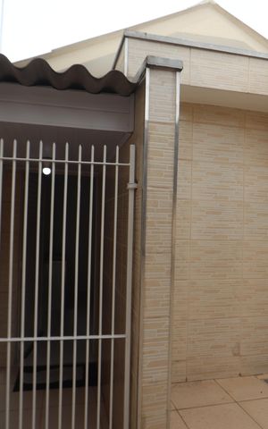 Casa para alugar com 55m², 1 quarto e 1 vagaEntrada