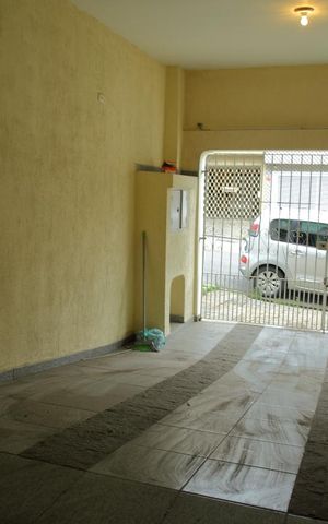 Casa à venda com 225m², 4 quartos e 2 vagasGaragem