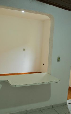 Casa à venda com 225m², 4 quartos e 2 vagasQuarto 