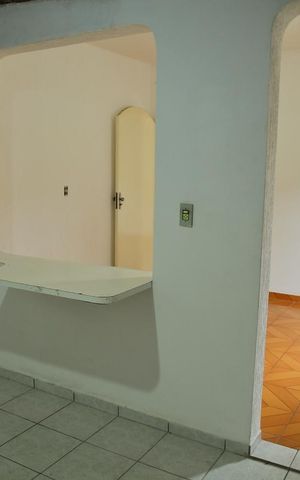 Casa à venda com 225m², 4 quartos e 2 vagasQuarto 