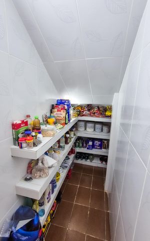 Casa à venda com 420m², 4 quartos e 1 vagaDispensa - 1° Andar